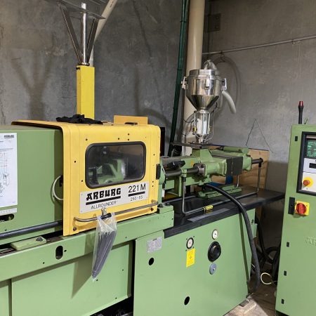 Arburg 2 Plastic Injection Machine 001