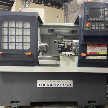 CK6432x750 CNC Lathe 001